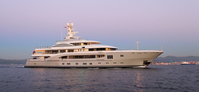 Lurssen-refitted-68m-mega-yacht-Global-ex-Kismet-Photo-by-Giovanni-Romero